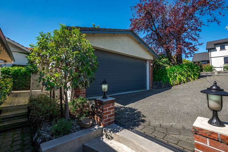 20 Kitchener Square Highfield_47