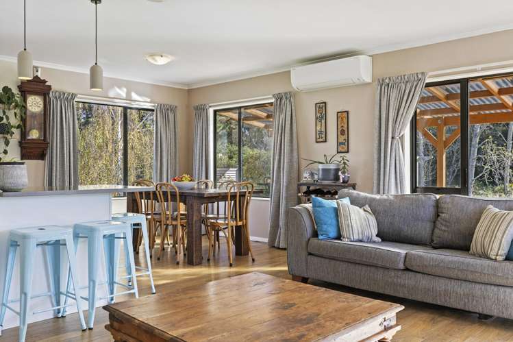 2/504 Mapara Road Acacia Bay_7