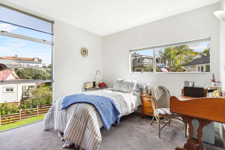 3b/18 King Edward Parade Devonport_6