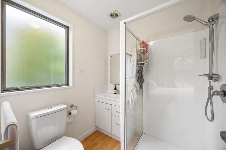 14 Sherwin Avenue Albert Town_11