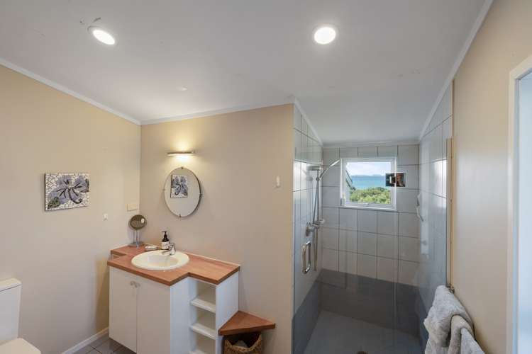 8a Wairahi Road Langs Beach_10