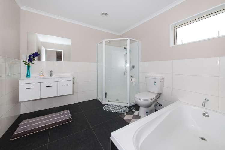 1 Waitoro Lane Henderson_10