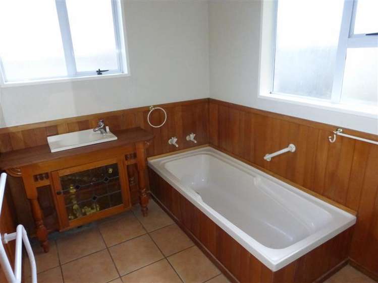 1a Charles Upham Avenue Hillmorton_5