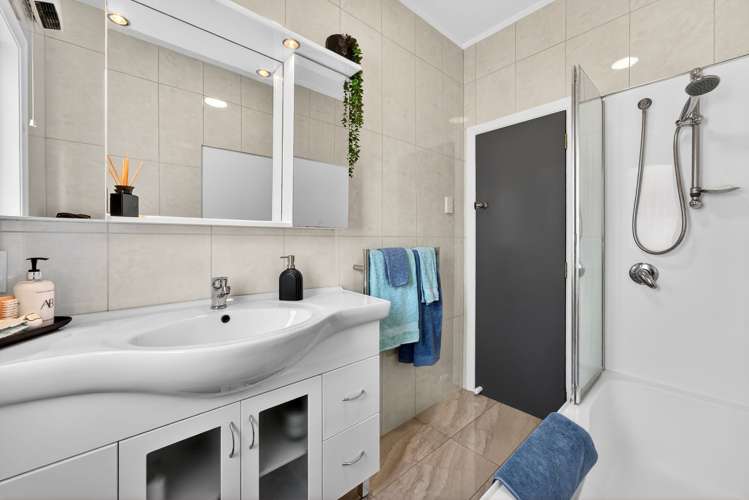 1/17 Alexander Street Papakura_10