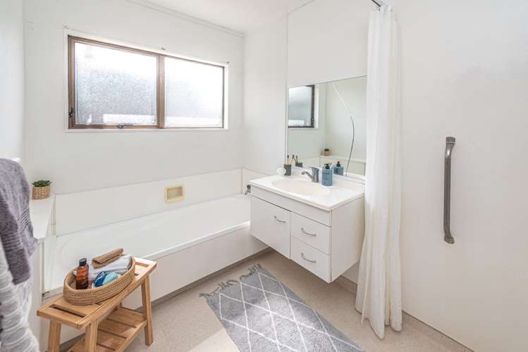 62 Treadwell Street Springvale_11