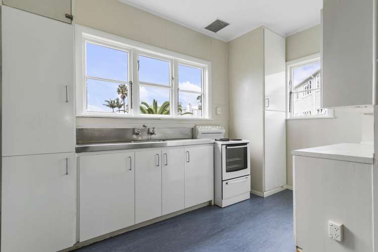 21 Kurahaupo Street Orakei_5