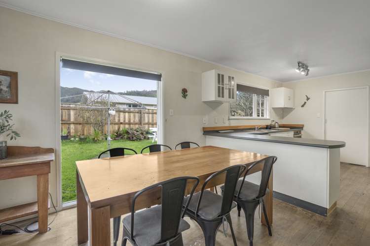 2 Tanekaha Street Stokes Valley_5