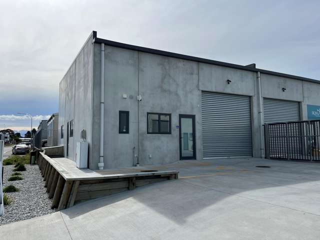 1/7 Lake Bryndwr Lane Burnside_1