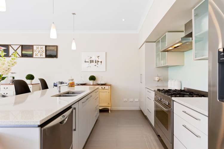 8 Kensington Drive Orewa_3