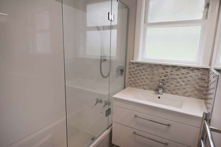 5 Delaney Drive Stokes Valley_8