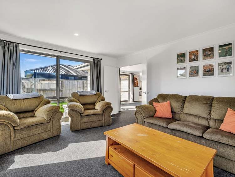 26 Rehua Drive_4