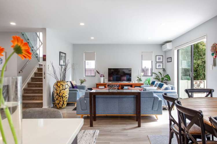 18 Hangar Lane Whenuapai_7