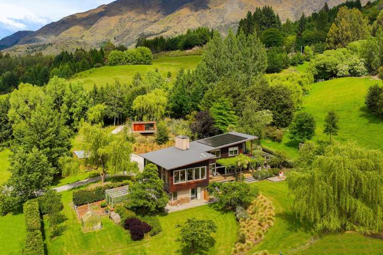 17 Littles Road Dalefield/Wakatipu Basin_2