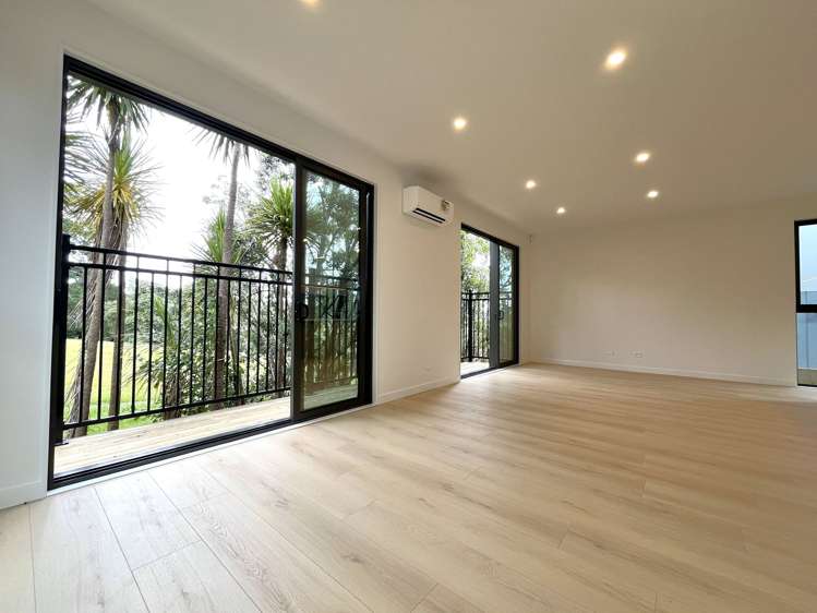 7/41 Seaside Avenue Waterview_7