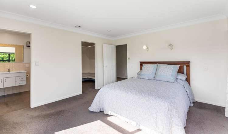 2 Rosebank Grove Waikanae_14