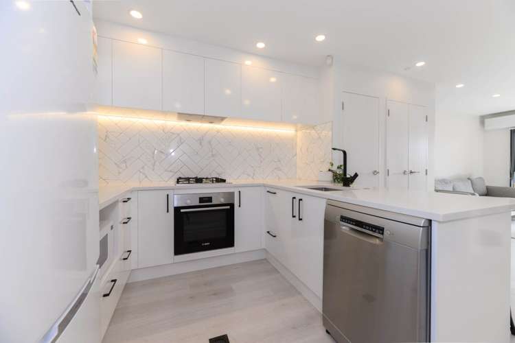 7/146 Boundary Road Blockhouse Bay_10