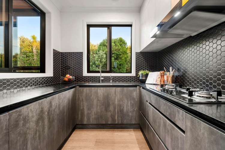 5 Kina Place Long Bay_11