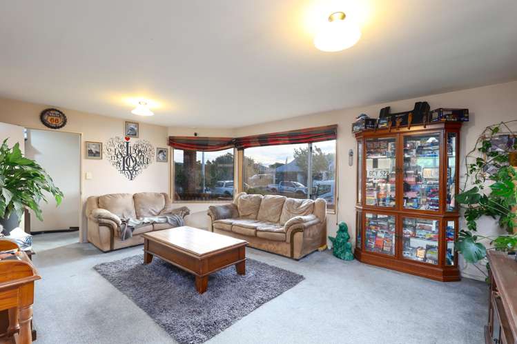 8 Maple Crescent Richmond_6