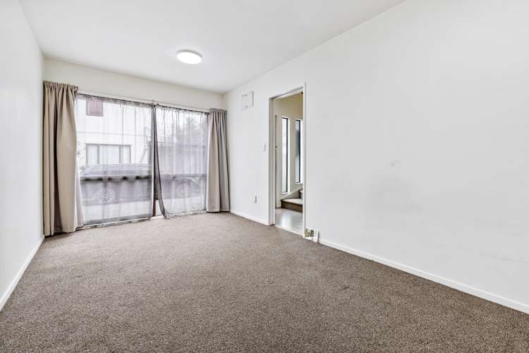 3/12 Ambrico Place New Lynn_11