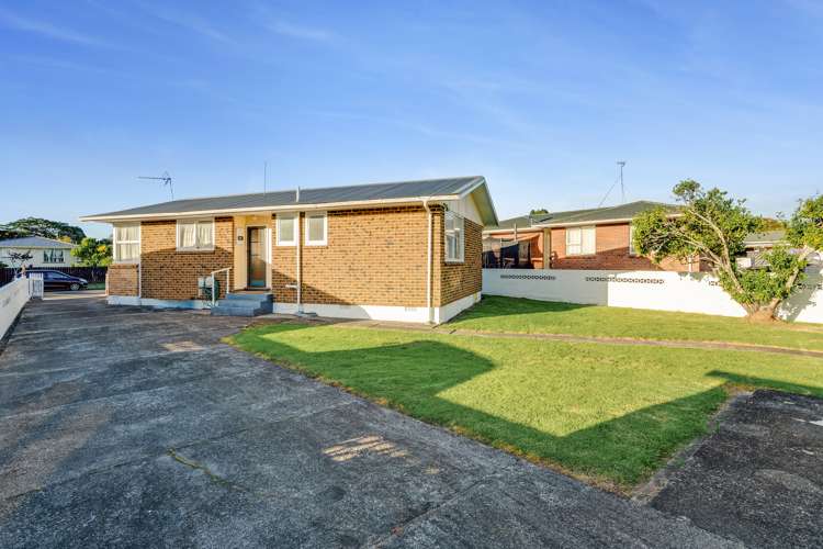 14 Quennell Avenue Favona_10