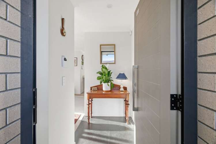 1 Valour Lane_4