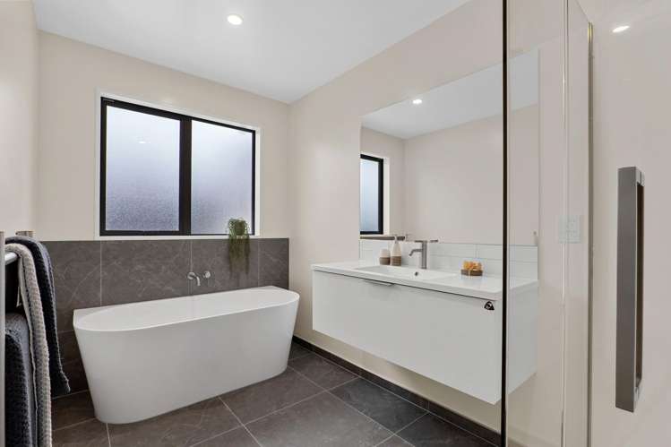 76 Blakes Road Belfast_11