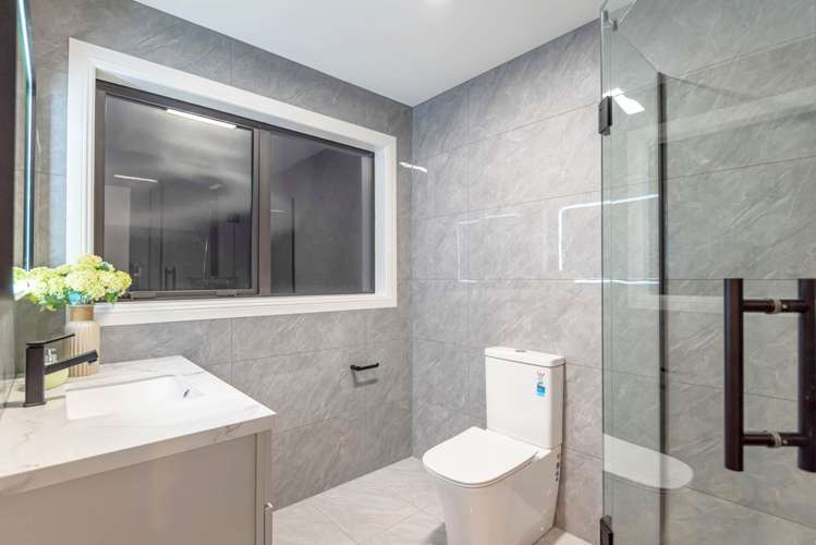 19 Manawanui Way Orewa_43