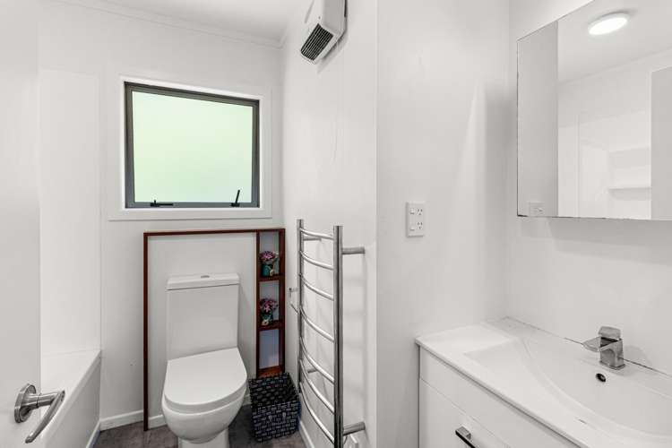 31 Beaumont Crescent Frankleigh Park_16