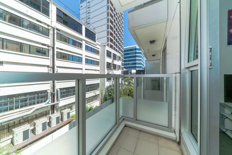 410/85 Beach Road Auckland Central_14