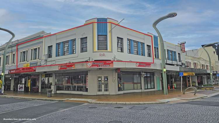 101 Russell Street North_0