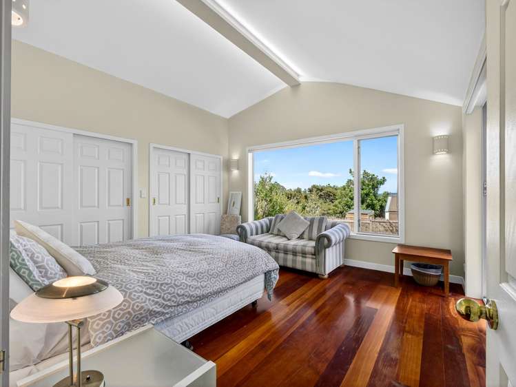 8 Robertson Street Russell_21