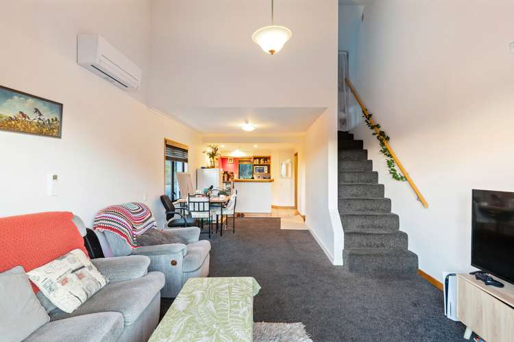 304 Aspen Apartments, 139 Fernhill Road Fernhill/Sunshine Bay_1