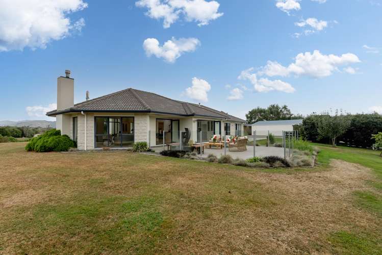 56 Kensington Drive Peka Peka_1