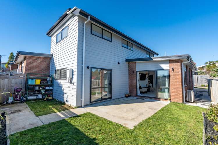 4/28 McKay Drive Temple View_13