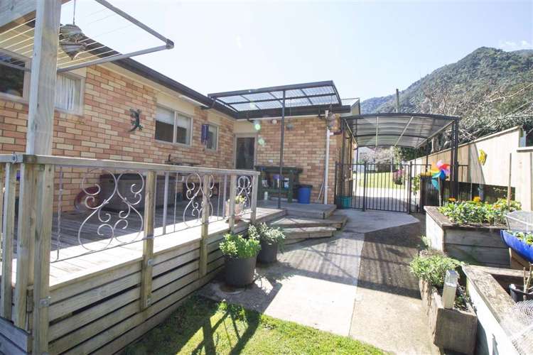 27 Puriri Street Te Aroha_16