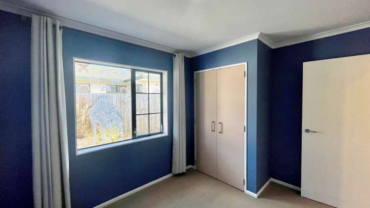 2/20 Greta Place Stanmore Bay_6