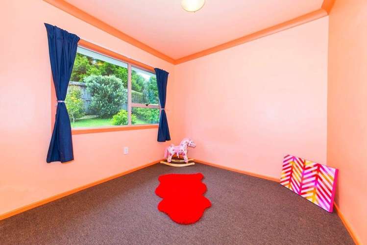 19 Scotstoun Place Glen Eden_12