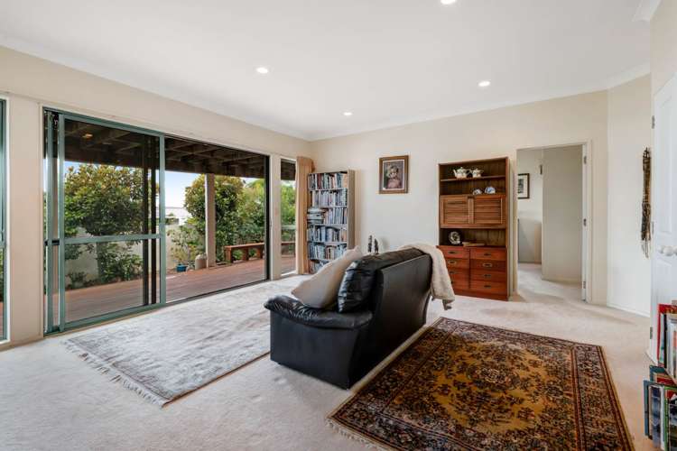 17 Fishermans Cove Army Bay_16