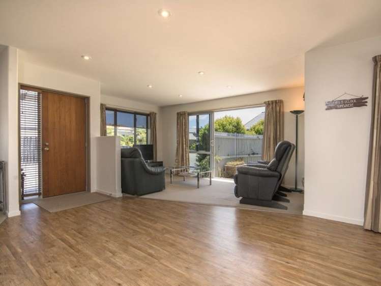 7 Whitby Close Waikawa_13