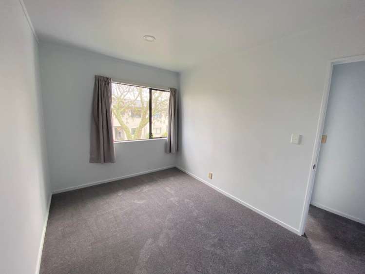 13 Butia Avenue Henderson_9