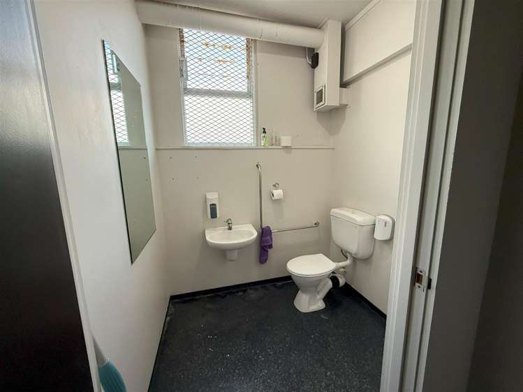 336 Cambridge Terrace Naenae_9