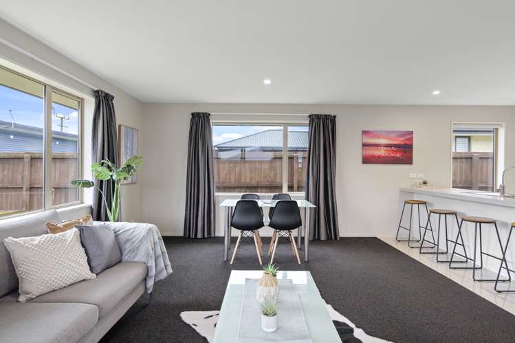 6 Eaton Place Lincoln_6