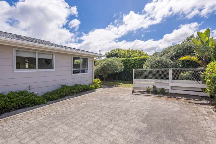 67b Ngapaki Street Waikanae Beach_18