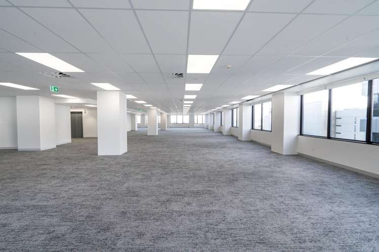 29 Customs Street West_0