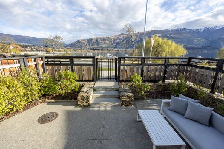 Apt 45 Marina Terrace Apartments, 69 Lakeside Road Wanaka_12