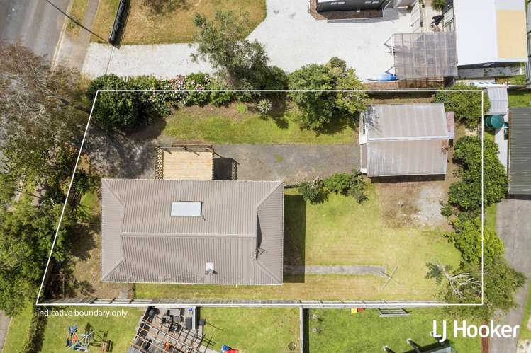 24 Koutunui Road Athenree_1