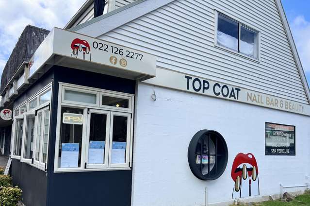 Top Coat Nail Bar – Business for Sale