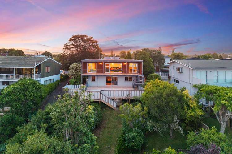 42 Rewarewa Road Te Atatu Peninsula_38