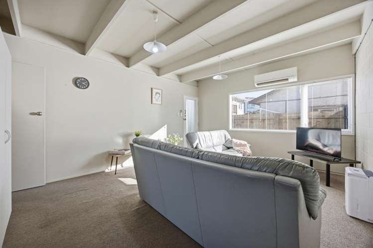3/5 Keeling Road Henderson_4