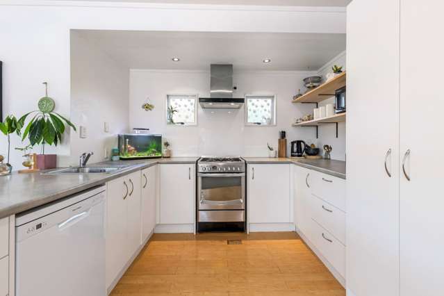 81A William Bayes Place Red Beach_4